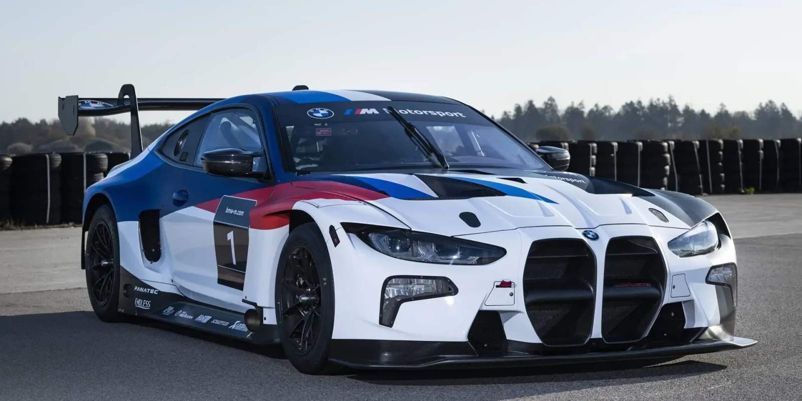 BMW M4 GT3 Evo и трасса Spa-Francorchamps дебютируют в Assetto Corsa EVO