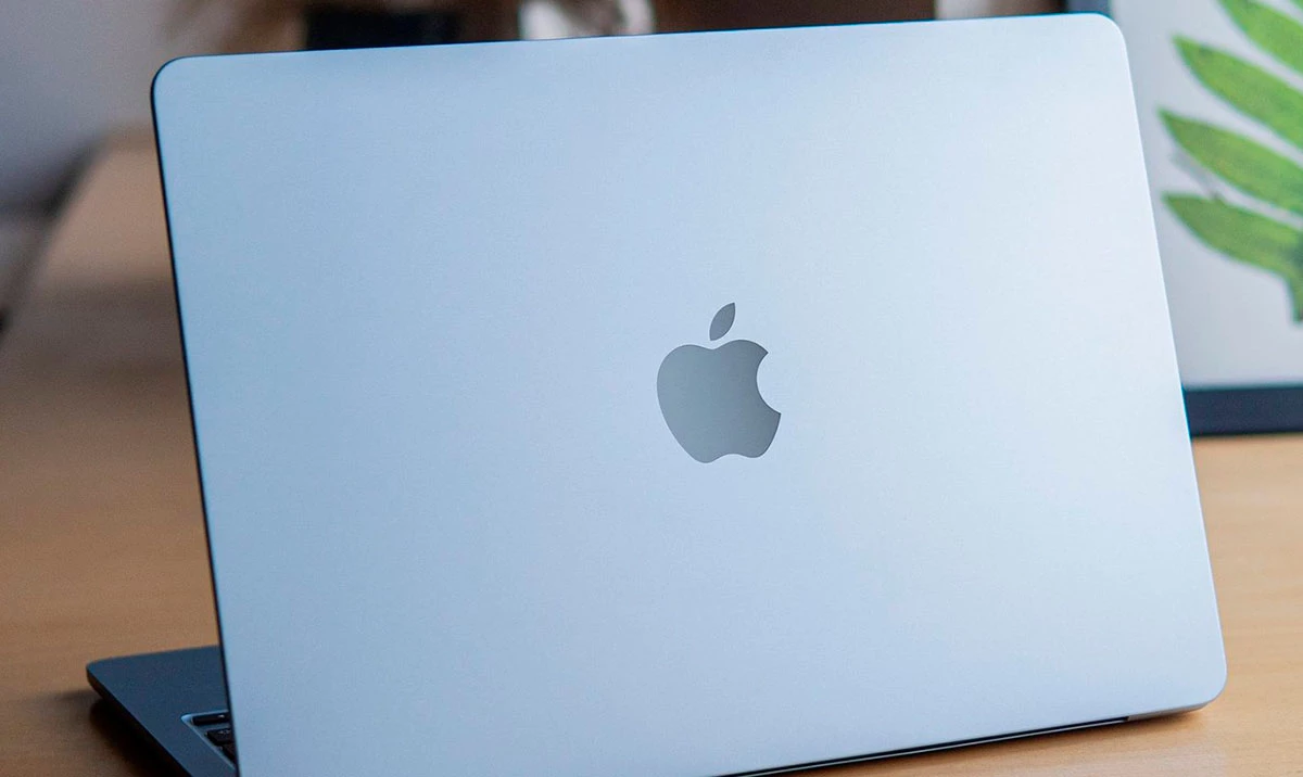 MacBook Air M4 - Лучший ноутбук для написания текстов и повседневной работы